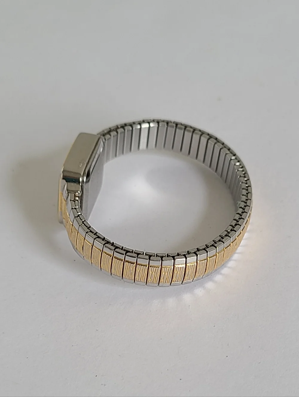 Vintage LORUS Women's Two-Tone Gold Silver Square Face Japan Quartz Watch - Picture 7 of 12